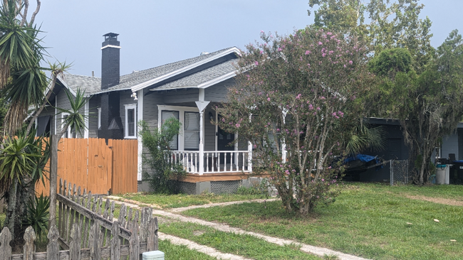 property at 1971 Oglesby Ave