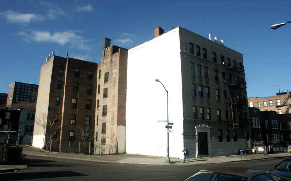 1525-1529 Nelson Ave in Bronx, NY - Building Photo