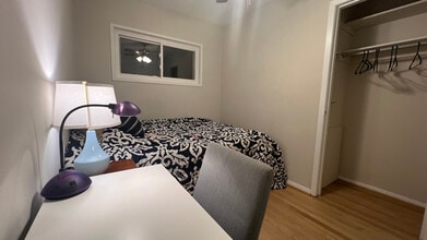 4210 Allison Cir in Fairfax, VA - Foto de edificio - Building Photo