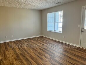 11424 S Grove Dr in Hampton, GA - Building Photo - Building Photo