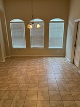 1725 Running River Dr in Desoto, TX - Building Photo - Building Photo