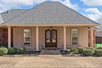 135 Eagle Bend Way in Shreveport, LA - Building Photo - Building Photo