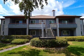 10265 Gandy Blvd N in St. Petersburg, FL - Building Photo - Building Photo