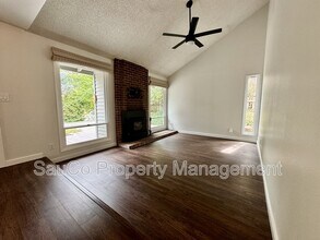6155 SW Heights Ln in Beaverton, OR - Building Photo - Building Photo