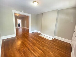 2359 Summit St in Columbus, OH - Foto de edificio - Building Photo