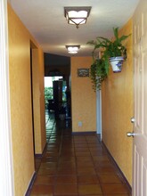 1501 NW 13th St, Unit 1501 NW 13 St in Boca Raton, FL - Building Photo - Building Photo