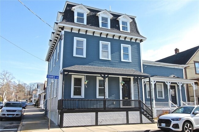 668 Thames St in Newport, RI - Building Photo - Building Photo