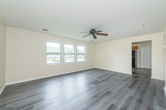 21 Walsh St in Franklin, NJ - Building Photo - Building Photo