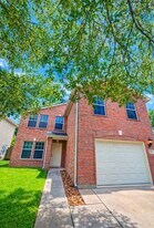 22807 Red Leo Ln in Spring, TX - Building Photo