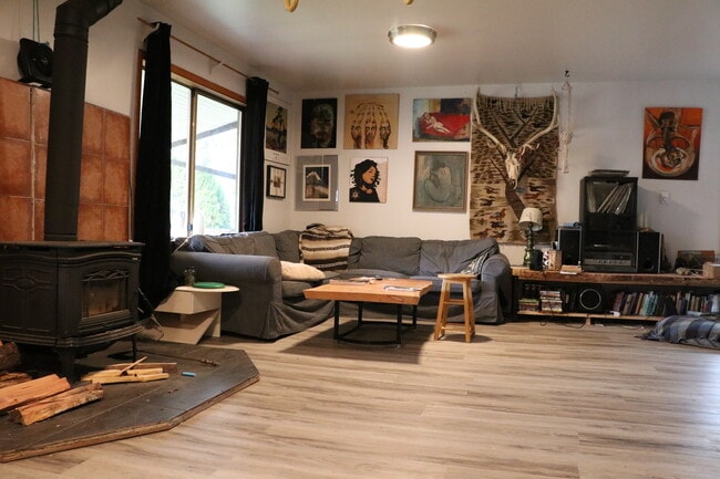 2771 Vargo Rd in Campbell River, BC - Building Photo - Building Photo