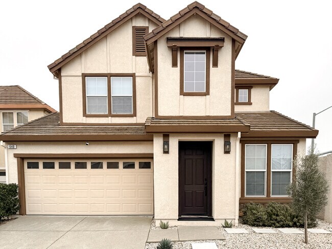 640 Granite Ln in Fairfield, CA - Foto de edificio - Building Photo