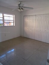 1950 W 54th St in Hialeah, FL - Building Photo - Building Photo