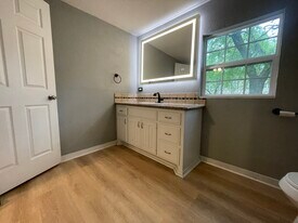 208 N Blanton in Whitewright, TX - Building Photo
