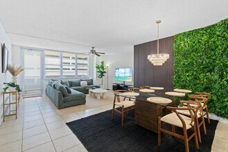 3725 S Ocean Dr, Unit 921 in Hollywood, FL - Building Photo - Building Photo