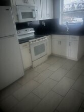 102 SW 4th Ave, Unit Boone in Boca Raton, FL - Foto de edificio - Building Photo