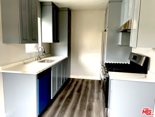 3741 Keystone Av in Los Angeles, CA - Building Photo - Building Photo