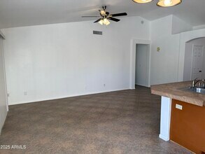 1319 W Michelle Dr in Phoenix, AZ - Building Photo - Building Photo