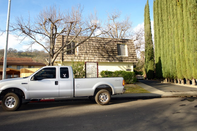 Multi-family in Vacaville, CA - Building Photo - Building Photo