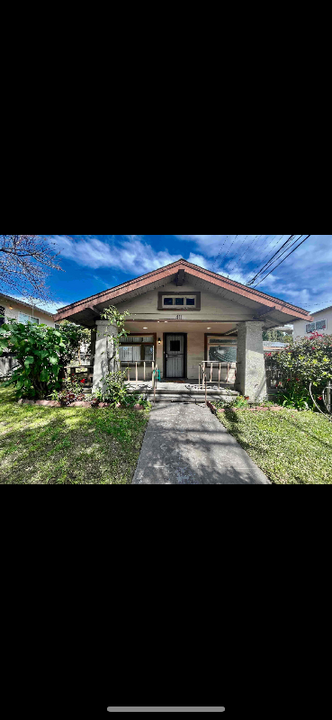 411 W Chestnut Ave-Unit -A in Santa Ana, CA - Building Photo