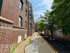 3837 N Greenview Ave, Unit GDN in Chicago, IL - Building Photo - Building Photo