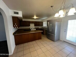 4029 Hueco Land Ln in El Paso, TX - Building Photo - Building Photo
