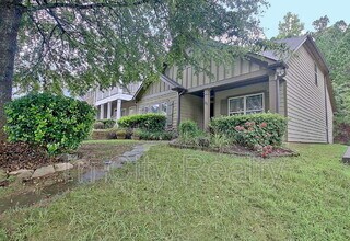 113 Macalester Dr in Newnan, GA - Building Photo - Building Photo