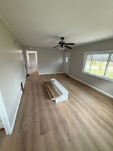 946 W 35th St in Erie, PA - Building Photo - Building Photo