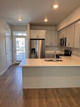 1437 N Steiwer Ln in Newberg, OR - Building Photo - Building Photo