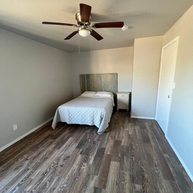 3645 W Hadley St in Phoenix, AZ - Building Photo - Building Photo