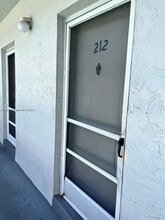 16215 NE 18th Ct in North Miami Beach, FL - Building Photo - Building Photo
