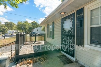 3661 High Dr in St. Ann, MO - Building Photo - Building Photo