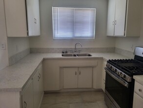 917-919 Carson St in Barstow, CA - Building Photo - Building Photo
