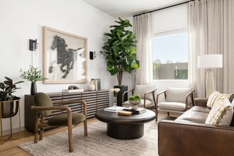 Bungalows at Whitehawk Lake in Elkhorn, NE - Foto de edificio - Building Photo