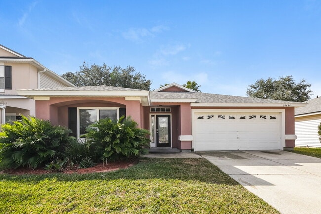 14444 Woodfield Cir N