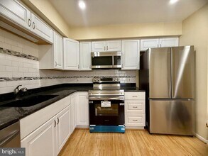 168 Valley Stream Cir in Chesterbrook, PA - Building Photo - Building Photo