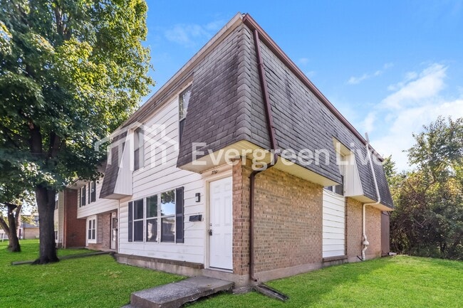 7761 Mt Hood in Dayton, OH - Building Photo - Building Photo