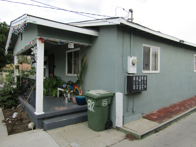 810 N Eastman Ave in Los Angeles, CA - Building Photo - Building Photo