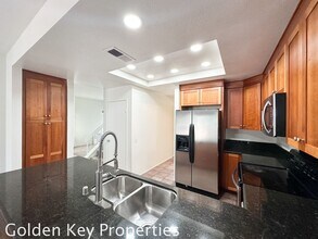 3027 Greenwich St in Carlsbad, CA - Building Photo - Building Photo