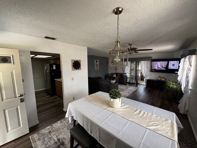 8935 SW 102nd Pl in Ocala, FL - Building Photo - Building Photo