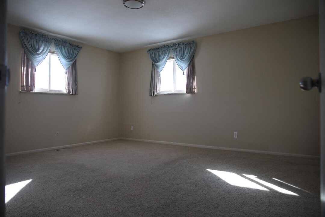 1551 E Costilla Ave in Centennial, CO - Building Photo