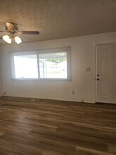 1619 Townsley Rd in Dayton, OH - Foto de edificio - Building Photo