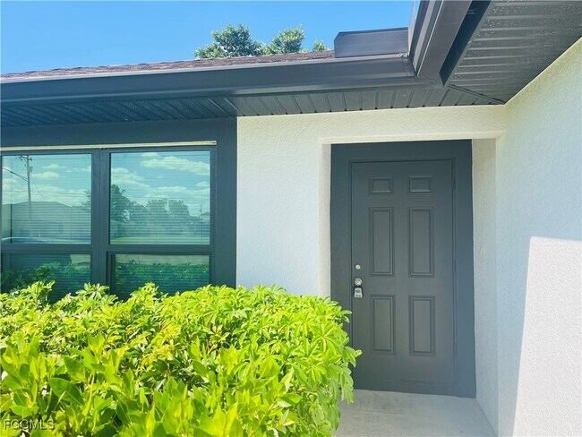 232 Cultural Park Blvd in Cape Coral, FL - Building Photo - Building Photo