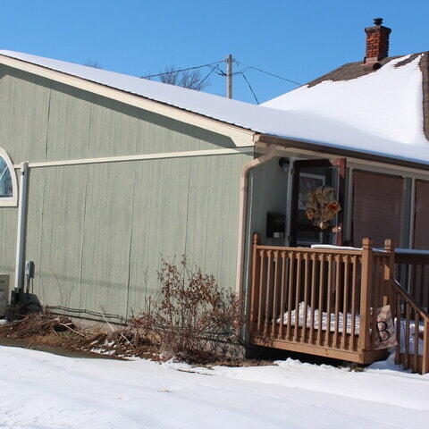 property at 118 Elles Ave