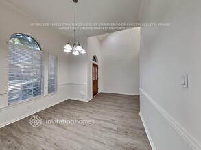 907 Portsmouth Dr in Pearland, TX - Foto de edificio - Building Photo