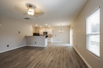 904 Hilphiger Ct in Gastonia, NC - Foto de edificio - Building Photo