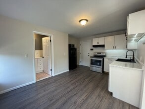 4359 Lake Ave, Unit 4361 Lake Ave. - Unit 1 in Rochester, NY - Building Photo - Building Photo