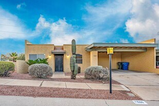 7860 E Baker St in Tucson, AZ - Building Photo