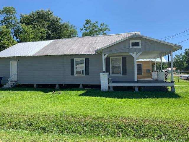 1105 W Hutchinson Ave in Crowley, LA - Building Photo - Building Photo