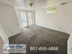 219 Country Club Dr in Ogden, UT - Building Photo - Building Photo