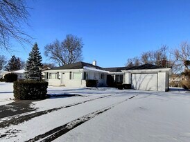 2946 Knollwood Ln in Glenview, IL - Building Photo